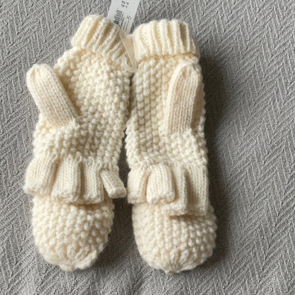 NWT Old Navy Light Cream Knit Half Fingerless with Flap Winter Gloves On… - Picture 2 of 5
